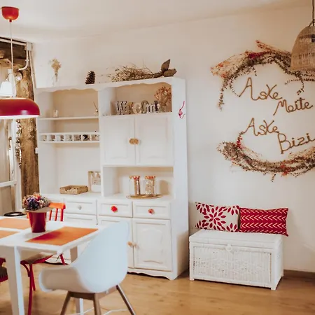 Atxuri Casco Viejo Garaje Incluido דירה