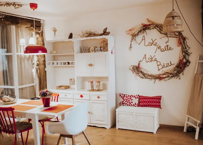 Atxuri Casco Viejo Garaje Incluido Апартаменты